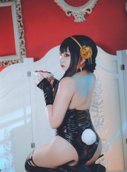 巨乳家政妇